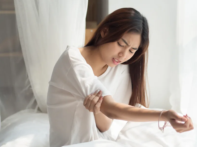How Schomaker Chiropractic Clinic treats elbow pain in Elk River