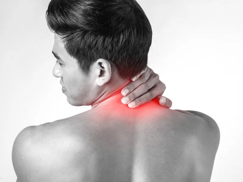 Schomaker Chiropractic Clinic treating pinched nerve in Elk River